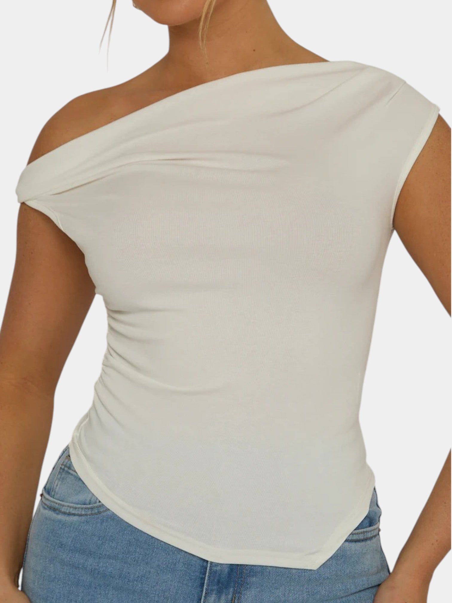 ZAHARA TWIST SHOULDER TOP