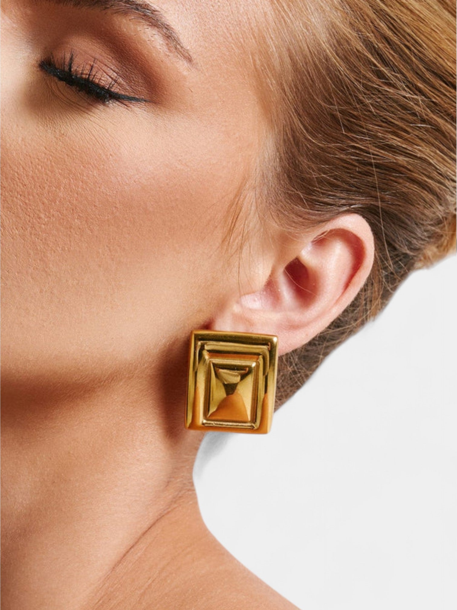 CARRIE EARRINGS