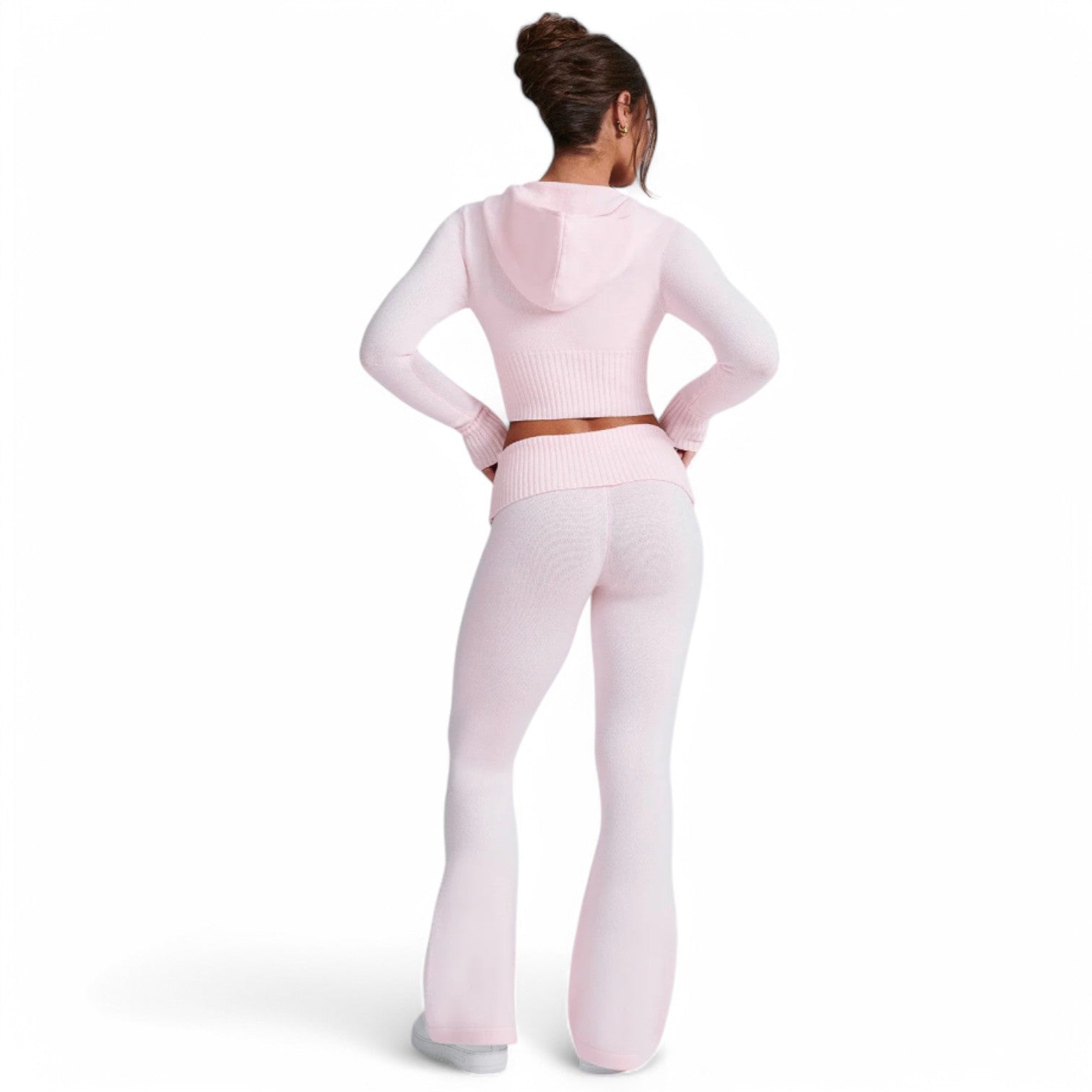 CLARA BOTTOMS